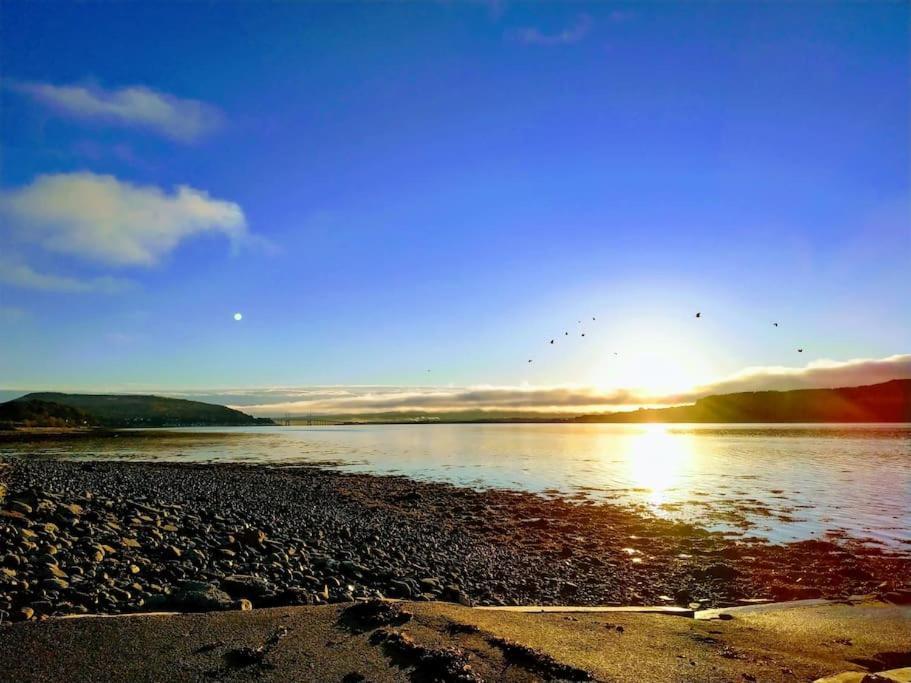 Spacious Sea View Home 5 Miles From Inverness North Kessock Exterior photo