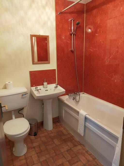 Spacious Sea View Home 5 Miles From Inverness North Kessock Exterior photo