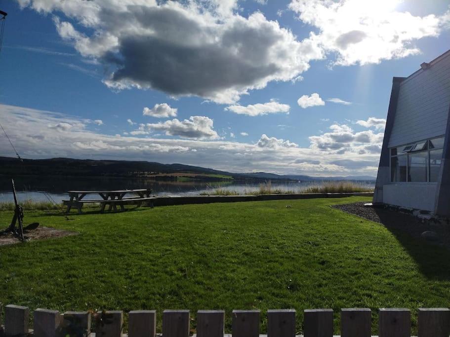 Spacious Sea View Home 5 Miles From Inverness North Kessock Exterior photo